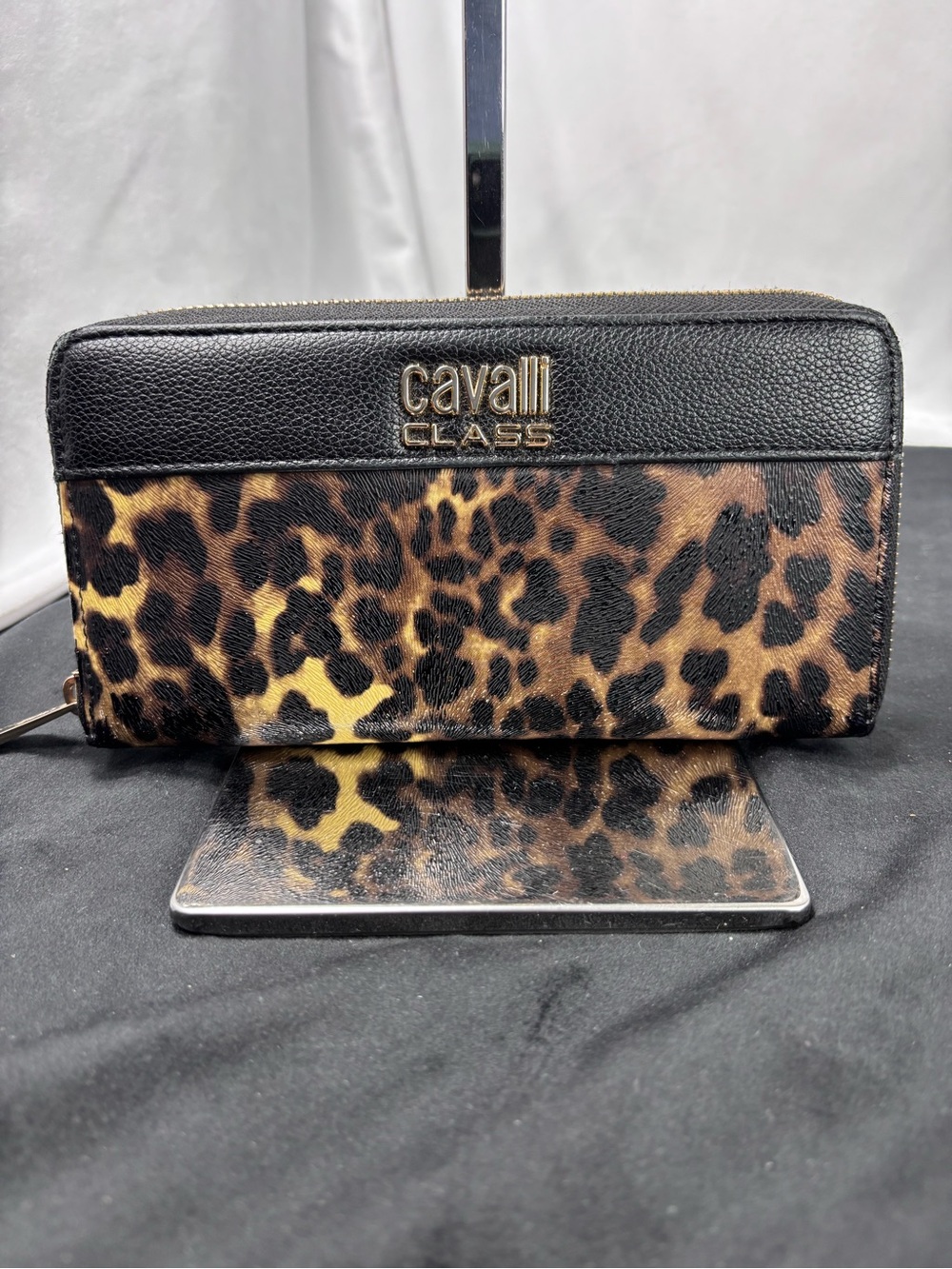 Cavalli Class Leopard Print Zip Around Wallet Black Pebbled Leather Animal Print - Picture 3 of 10